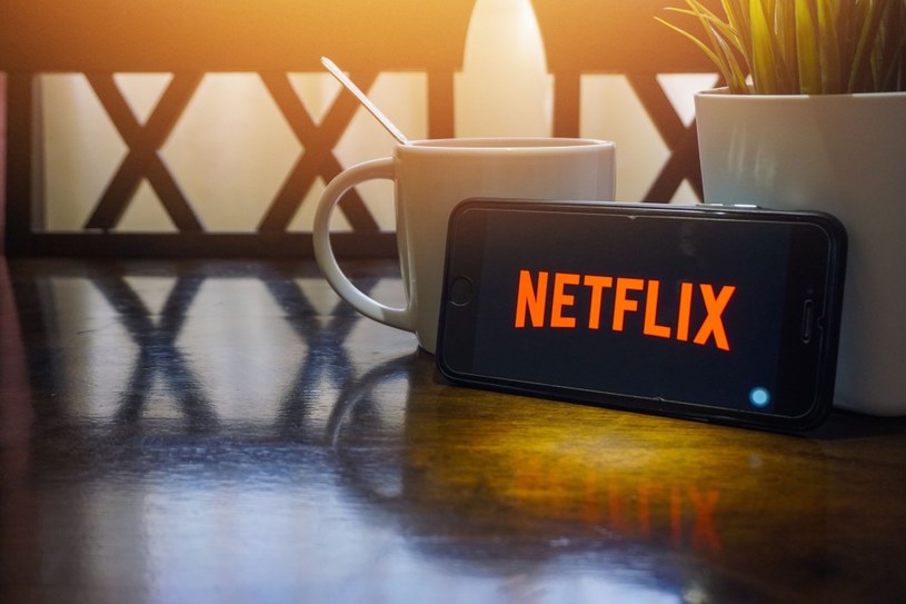 Przestępcy podszywają się pod Netflixa /123RF/PICSEL