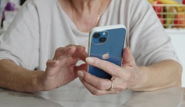 Przestępcy w moment wyczyszczą konto. Policja ostrzega przed nowym typem oszustwa