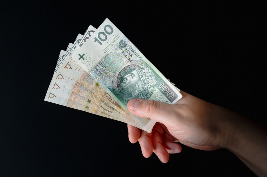 Pracownik sądu oskarżony o gigantyczne wyłudzenia. "Stałe źródło dochodów"