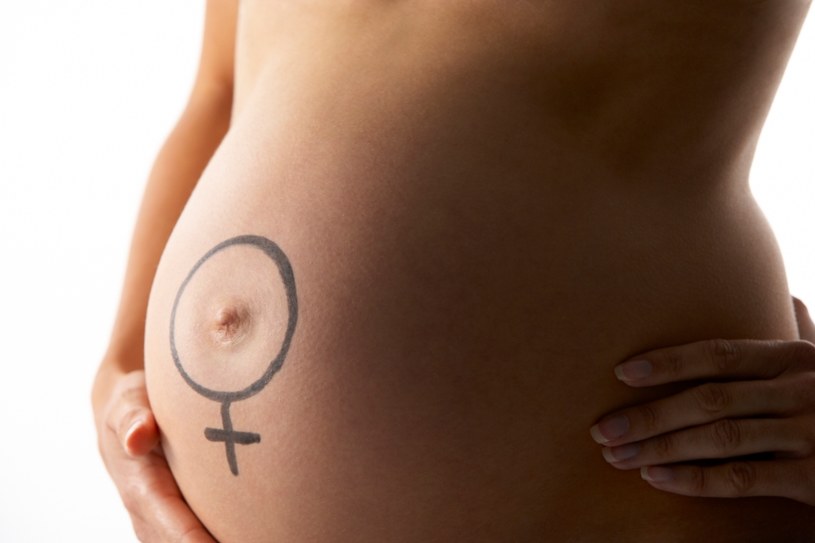 Przeszczep macicy wkrótce także dla mężczyzny? /© Glowimages