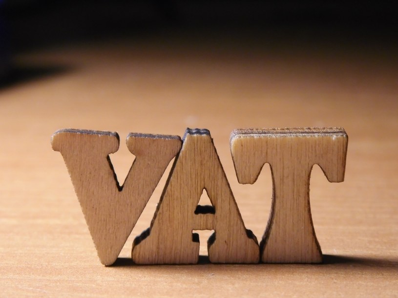Przeszło 3,8 mld złotych wyniosła łączna kwota środków uwolnionych z rachunków VAT od stycznia do maja br. /123RF/PICSEL
