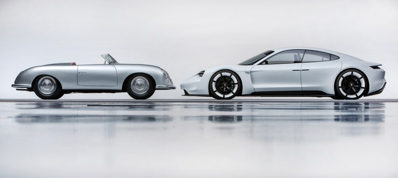Przeszłość i przyszłość Porsche: 356 "No.1" Roadster oraz Mission E /Informacja prasowa