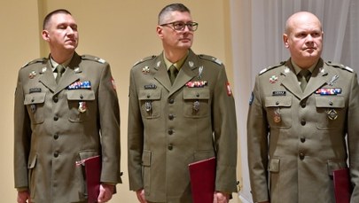 Przetasowania w armii. Ośmiu oficerów na dowódczych stanowiskach