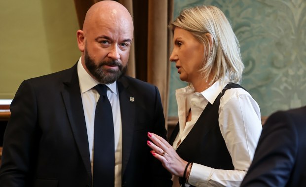 Przetasowania we władzach Wrocławia. Dwoje wiceprezydentów straciło stanowiska