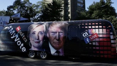 Przewaga Clinton nad Trumpem w sondażach stopniała niemal do zera