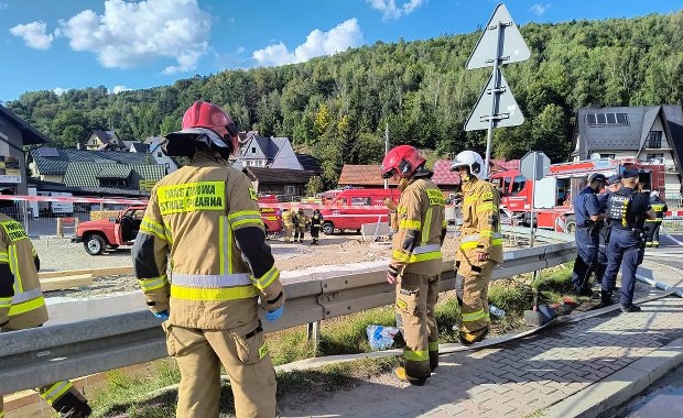 Przewiercony gazociąg w Tylmanowej. Konieczna była ewakuacja