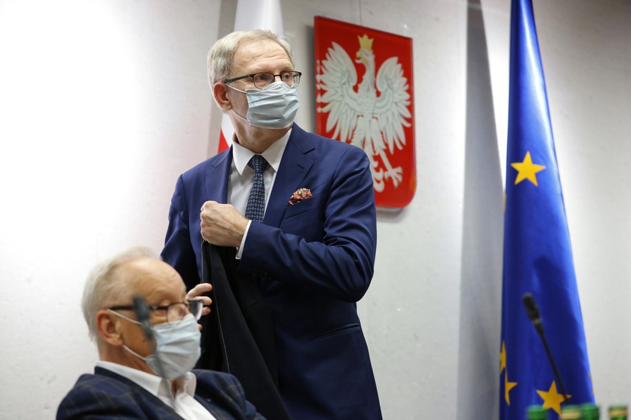 Przewodniczący komisji, poseł PiS Tomasz Latos  i zastępca przewodniczącego, poseł PiS Bolesław Piecha / 	Leszek Szymański    /PAP