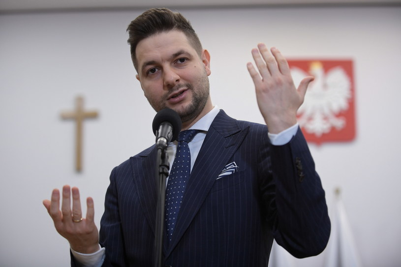 Przewodniczący Komisji Weryfikacyjnej Patryk Jaki /Marcin Obara /PAP