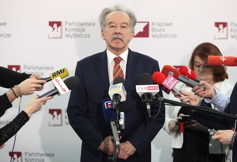 Przewodniczący PKW Wojciech Hermeliński /Stefan Maszewski /Reporter