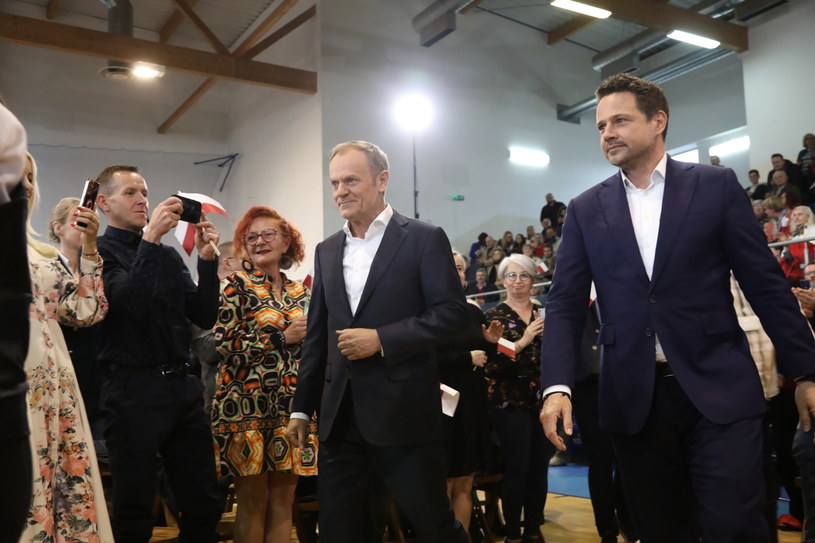 Przewodniczący Platformy Obywatelskiej Donald Tusk i prezydent Warszawy Rafał Trzaskowski /Artur Reszko /PAP