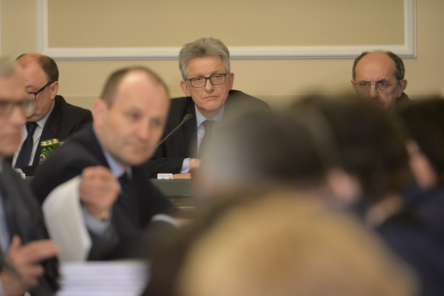 Przewodniczący sejmowej komisji sprawiedliwości i praw człowieka Stanisław Piotrowicz /Marcin Obara /PAP