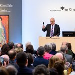 Przez dziesiątki lat był uznawany za zaginiony. Obraz Klimta sprzedany za 30 mln euro