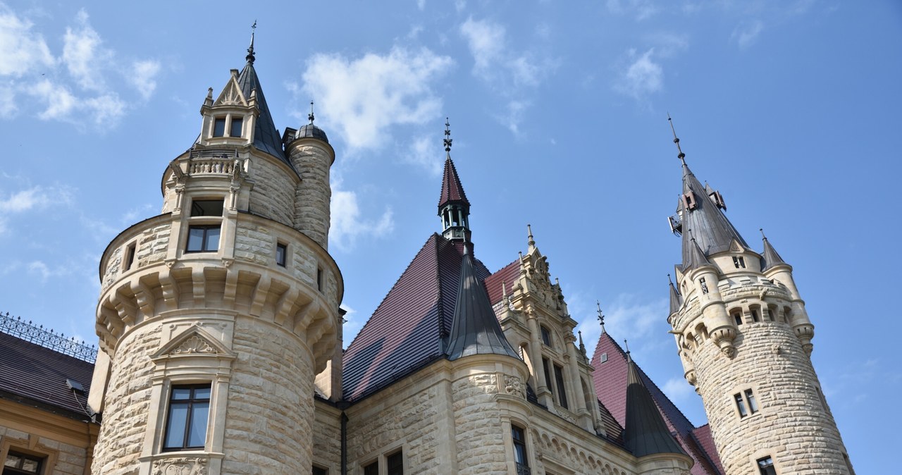 Przez wiele lat zamek w Mosznej pełnił funkcję sanatorium dla osób z chorobami psychicznymi / Bartlomiej Magierowski /East News