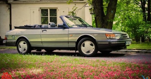 Przeznaczony na aukcję Saab 900 Turbo Cabrio (fot. Bartek Mrozowski) /Klara Power