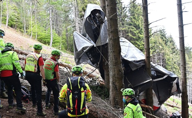 Przeżył wypadek kolejki górskiej we Włoszech. Teraz został porwany
