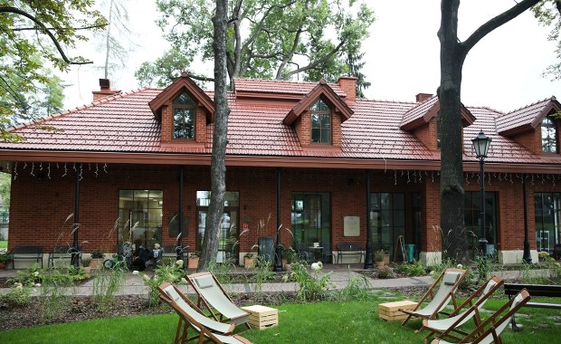 Przy jednym z najbardziej ruchliwych rond Krakowa jest uzdrowisko. To niezwykłe miejsce