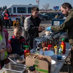 Przy przejściu granicznym w Hrebennem powstaje namiot dla 150 uchodźców z Ukrainy