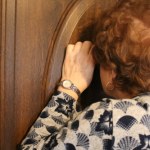 Przychodzą do seniorów w środku nocy. Kolejna osoba straciła 120 tys. zł