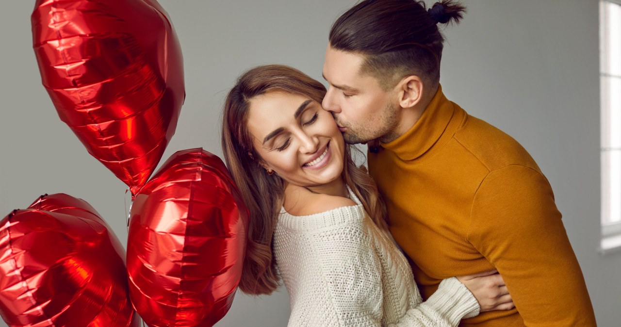 Przyciągniesz miłość w walentynki, jeśli będziesz mieć przy sobie jedną, małą rzecz. /123RF/PICSEL
