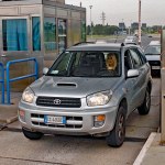opłata za autostradę Przycisk "Assistenza" na autostradzie. Ratuje przed mandatem i karą