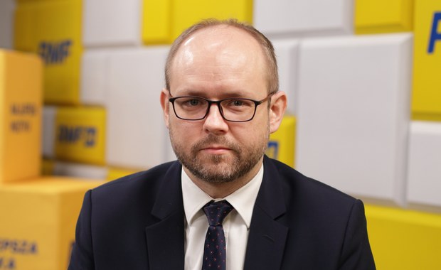 Przydacz: Rosja jest klientem Chin, zabiega o wsparcie