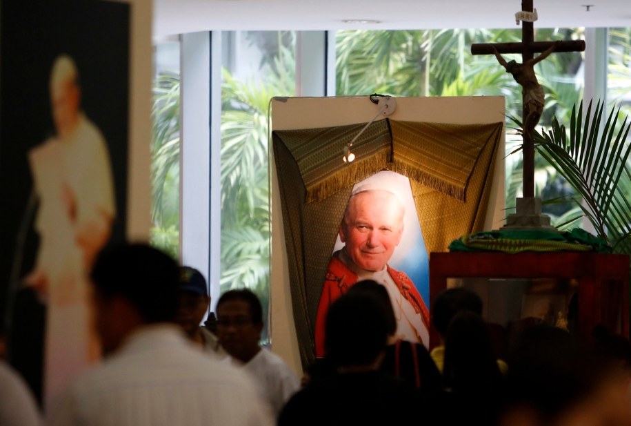 Przygotowania do kanonizacji Jana Pawła II /RITCHIE B. TONGO /PAP/EPA