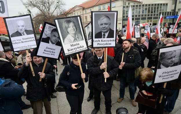 Przygotowania do V Marszu z portretami na pl. Trzech Krzyży w Warszawie /Bartłomiej Zborowski /PAP