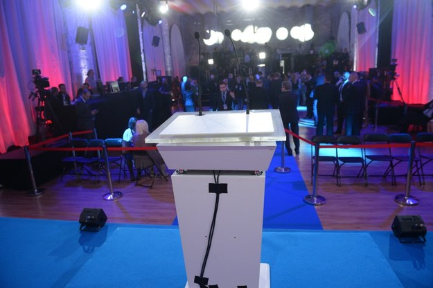 Przygotowania do wieczoru wyborczego w sztabie Andrzeja Dudy /Jacek Turczyk /PAP