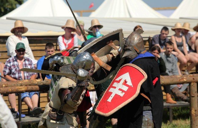 Przygotowania do wielkiej bitwy /PAP/Tomasz Waszczuk /PAP