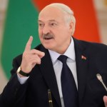 "Przygotowujemy się do wojny". Łukaszenka spotkał się z dowódcami