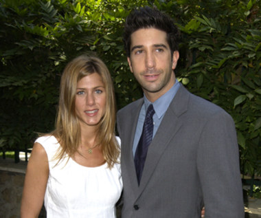 ​"Przyjaciele": Jennifer Aniston ma romans z Davidem Schwimmerem 