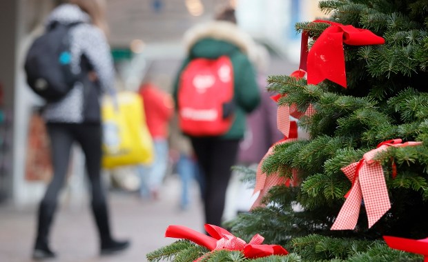 Przyjazd do Polski na święta? Minister radzi go przełożyć 