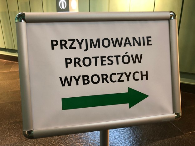 Przyjmowanie protestów wyborczych /Paweł Balinowski /RMF FM