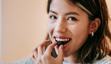 Przymknij oko na podjadanie. Ta zdrowa przekąska pomaga okiełznać chęć na słodkie