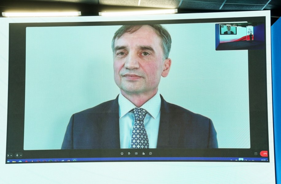 Przymusowa hipoteka na nieruchomościach Zbigniewa Ziobry – decyzja sądu w Rawie Mazowieckiej /Anita Walczewska /East News
