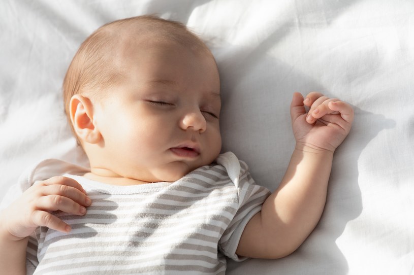 Przypadki zespołu nagłej śmierci łóżeczkowej dotyczą noworodków i niemowląt do ukończenia pierwszego roku życia /123RF/PICSEL