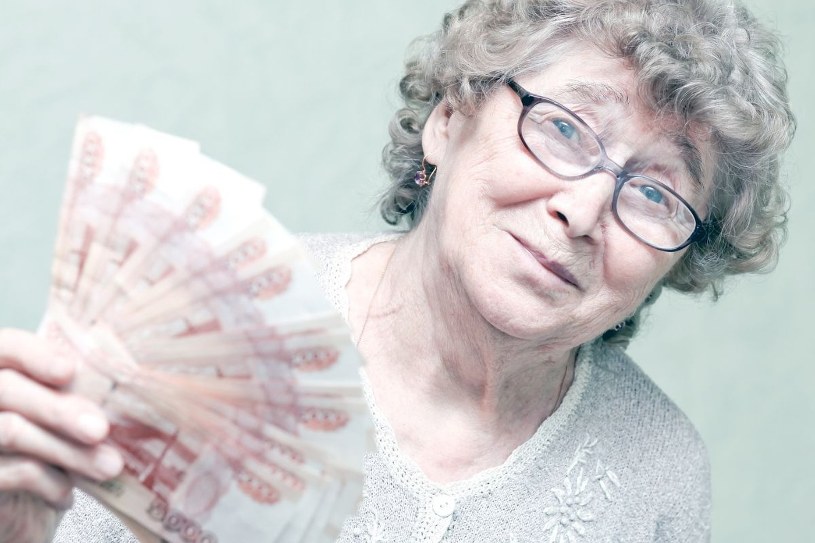 Przypływ gotówki, a może nieplanowane wydatki? Sprawdź swój horoskop finansowy od wróżki Anne