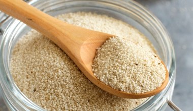 Przypomina kaszę jaglaną, ale jest od niej o niebo lepsza. Lekkostrawna, bez glutenu i cukrów prostych 