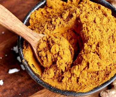 Przyprawa curry: Dlaczego warto regularnie ją stosować?