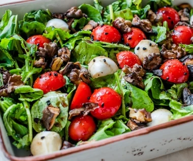 Przyprawa, którą w kuchni raczej omijamy. Tymczasem chroni wątrobę, pomaga przy nadwadze i wysokim cholesterolu