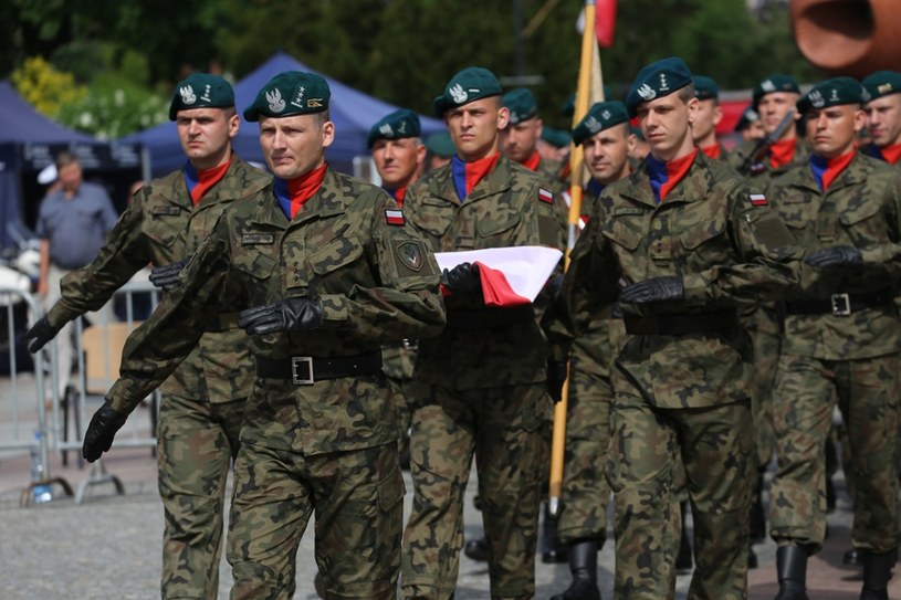 Przysięga żołnierzy WOT w Białymstoku /Anatol Chomicz/Polska Press /East News