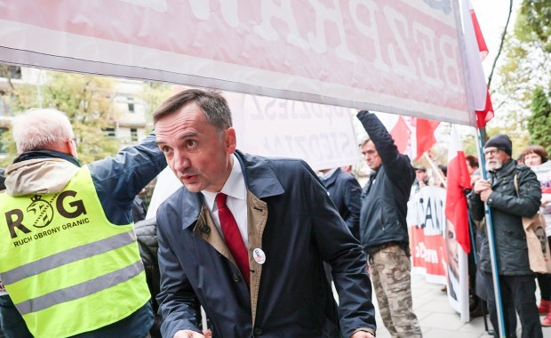 Przyspieszenie posiedzenia ws. aresztu dla Ziobry? Ustalenia RMF FM