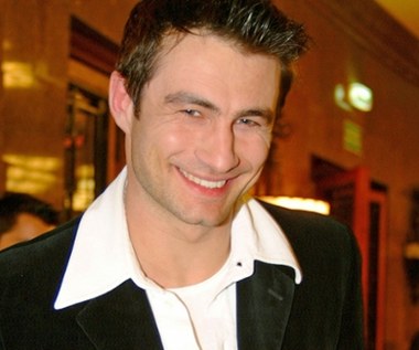 Przystojny polski aktor był na szczycie. Tragiczny wypadek odebrał mu wszystko