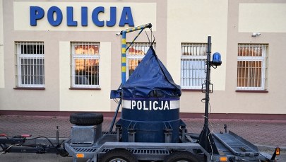 Przyszedł z granatem zgłosić zaginięcie brata, który był... w tej komendzie 