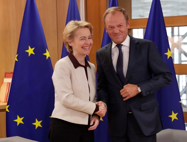 Przyszła szefowa Komisji Europejskiej Ursula von der Leyen i przewodniczący Rady Europejskiej Donald Tusk /OLIVIER HOSLET / POOL /PAP/EPA