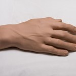 Przyszłe protezy będą lepsze od prawdziwych rąk