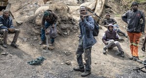 Przyszli na poranną zmianę i odkryli prawie 40 ciał. Tragedia w Nigerii