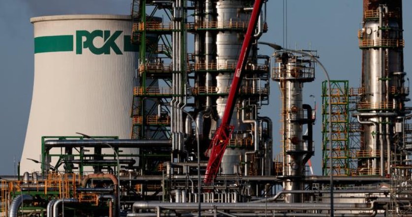 Przyszłość rafinerii PCK w Schwedt nad Odrą jest niepewna /Deutsche Welle