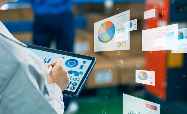 Przyszłość systemów WMS – sztuczna inteligencja, analiza danych i automatyzacja w zarządzaniu magazynem