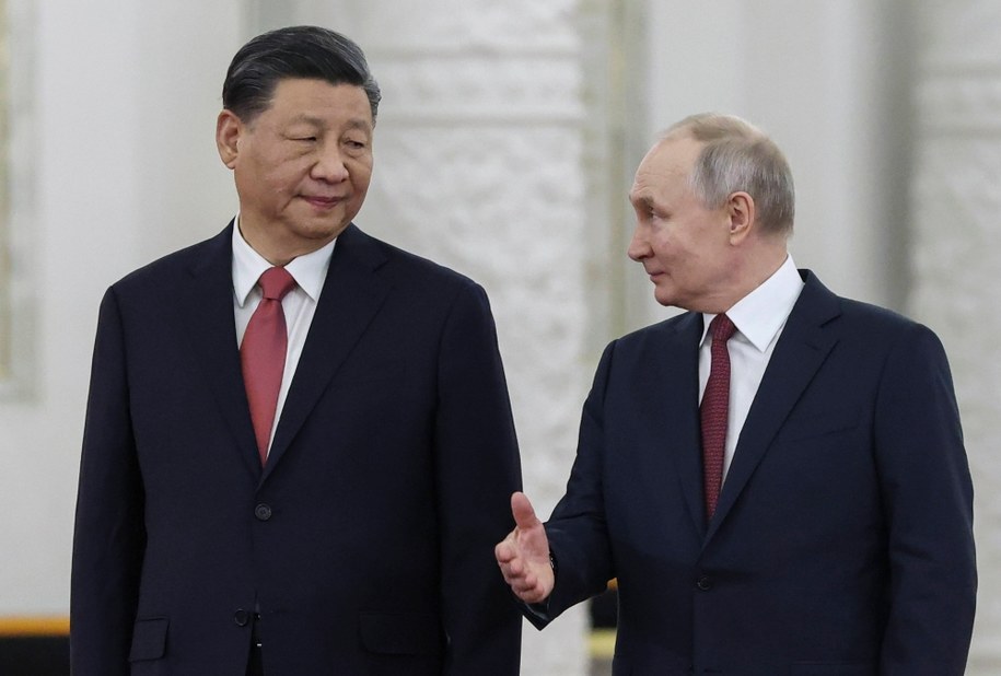 Przywódca Chin Xi Jinping i prezydent Rosji Władimir Putin /PAP/EPA